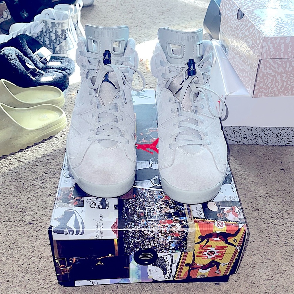 Jordans shoes,color grey navy blue,size 11.5….